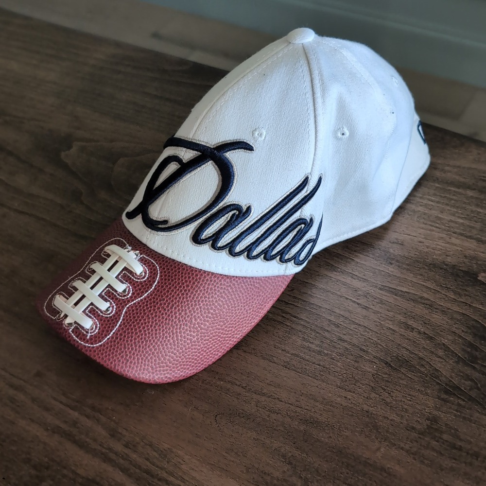 Dallas Cowboys Pigskin Football Bill Hat Top of the World Super Bowl XLV 2011